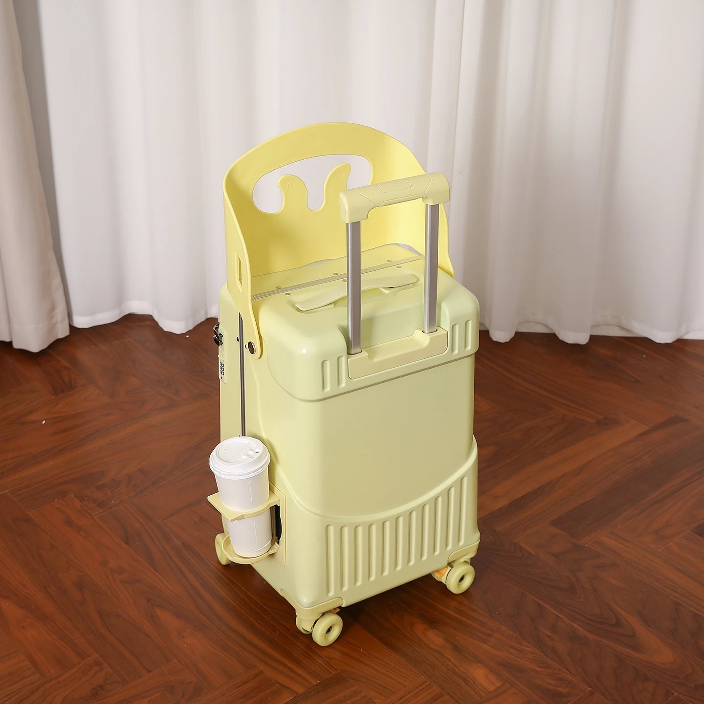 valise_siege_enfant_jaune