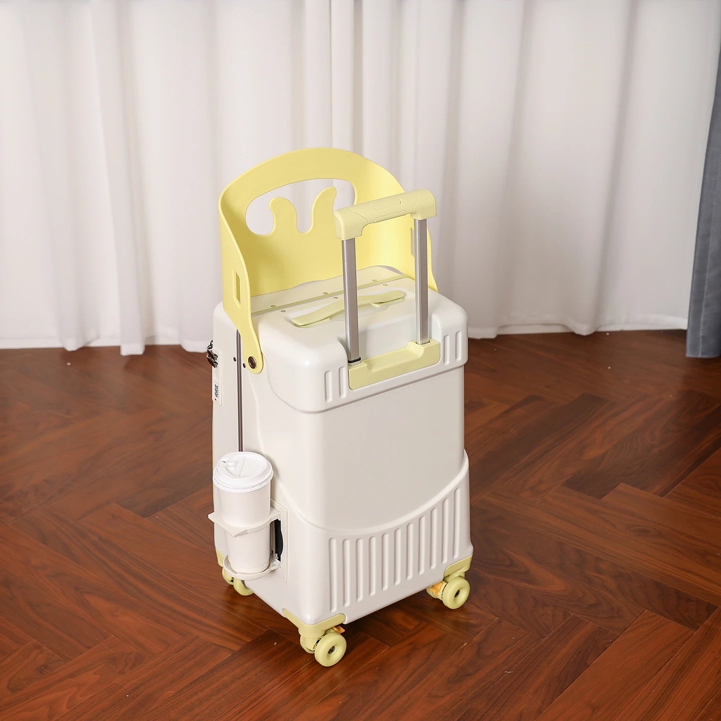 valise_siege_enfant_jaune_blanc